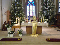 Kirchenschmuck in St. Crescentius (Foto: Karl-Franz Thiede)